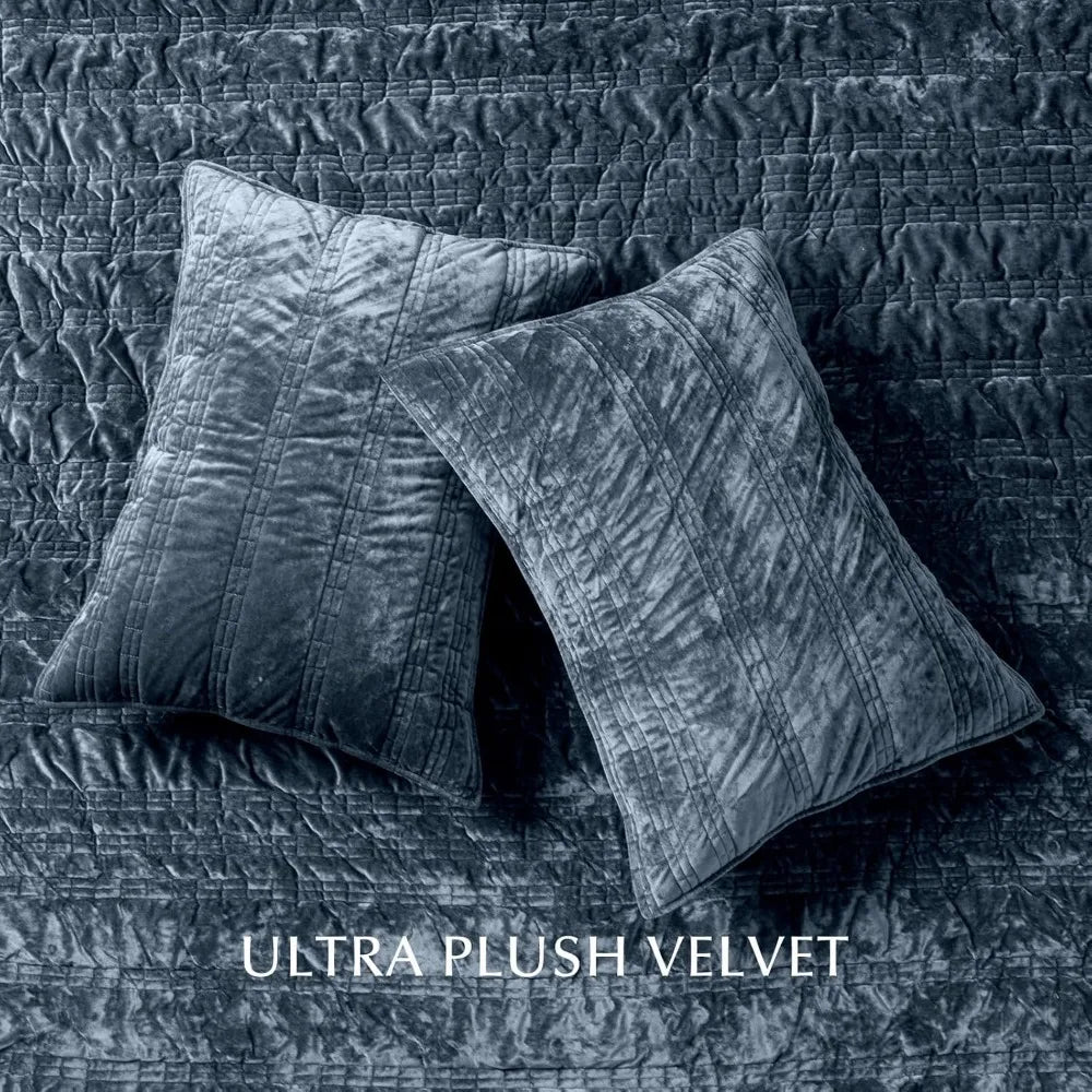 Luxurious Velvet Quilted Bedspread Set With Soft Lightweight Coverlet