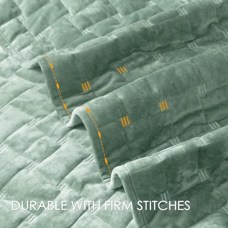 Premium Velvet Quilt Bedding Set Soft Quilted Bedspread
