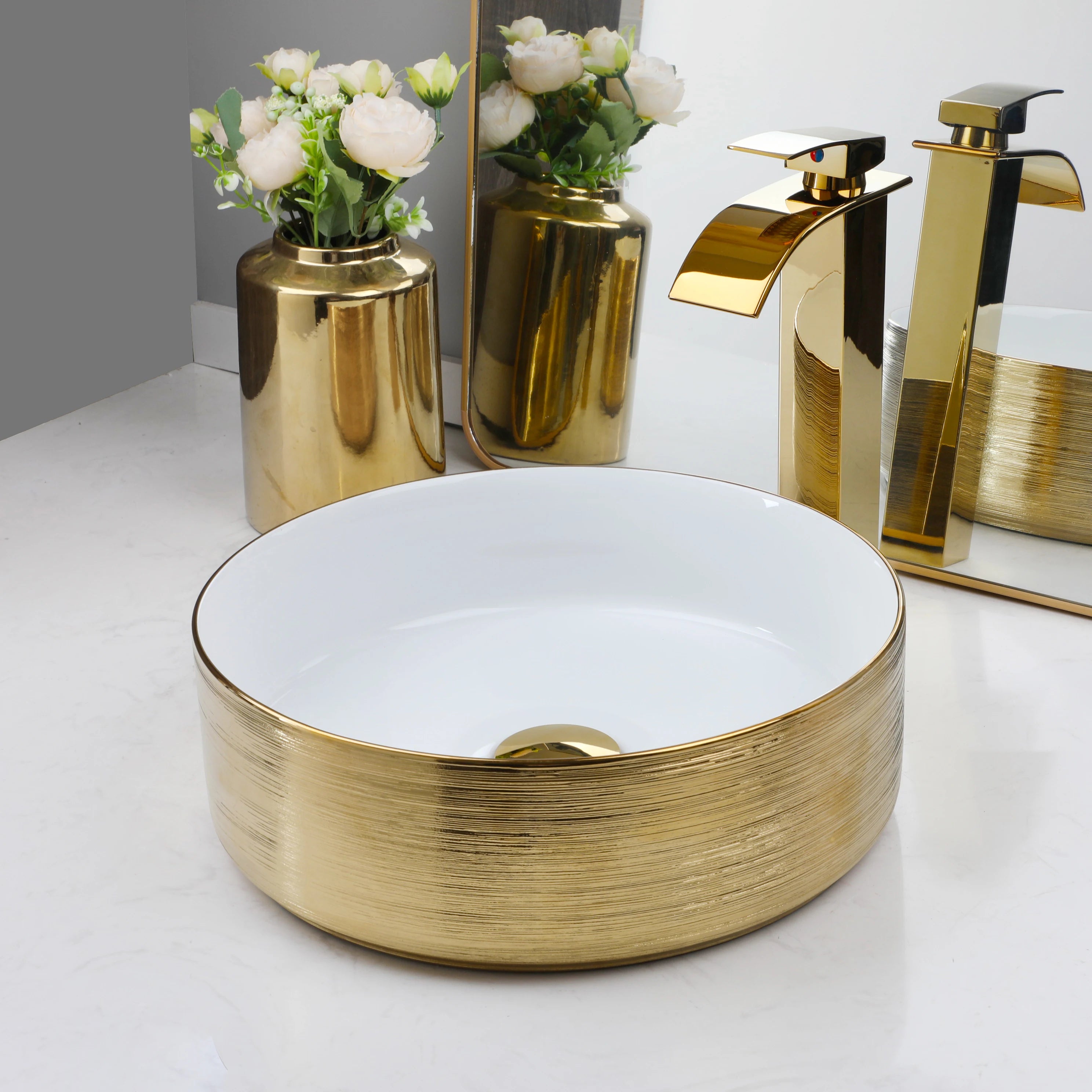 KEMAIDI 14.6'' Gold Round Vessel Sink with Faucet Ceramic Vessel Sink Bathroom Sinks Above Counter Vessel Sink Counter top Sink